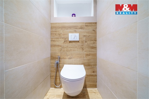 Prodej rodinného domu, 140 m² - 14