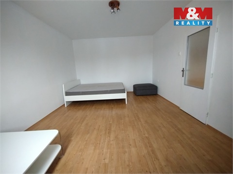 Pronájem bytu 1+1, 49 m² 2