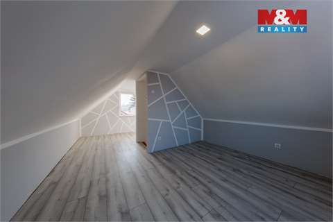 Prodej pozemku, 1 715 m² - 8