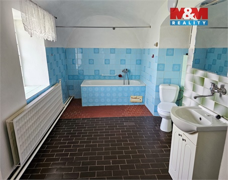 Prodej rodinného domu, 400 m² 8