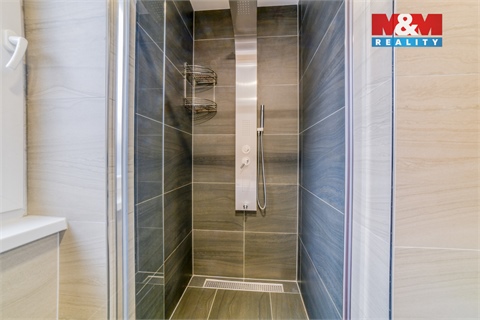 Prodej bytu 3kk, 85 m² - 24