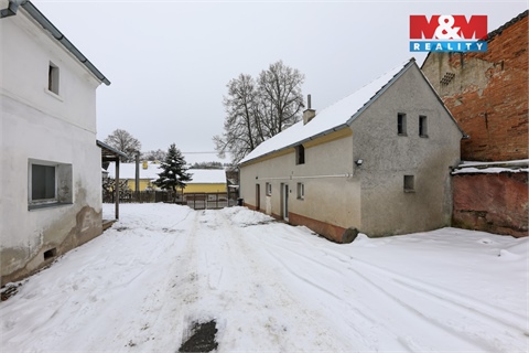 Prodej komerčního objektu, 482 m² 26