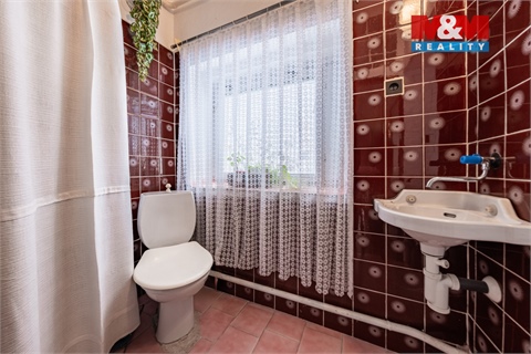 Prodej rodinného domu, 250 m² 6