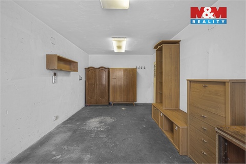 Prodej rodinného domu, 288 m² - 24