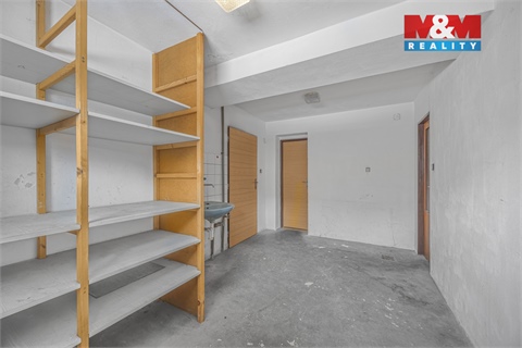 Prodej rodinného domu, 288 m² 24