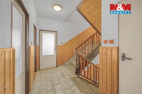 Prodej rodinného domu, 288 m² - 14