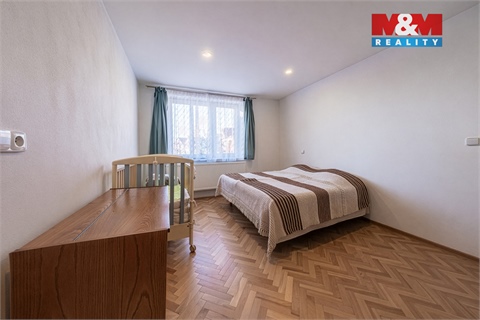 Prodej rodinného domu, 225 m² 10