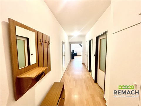 Pronájem bytu 3kk, 90 m² - 0