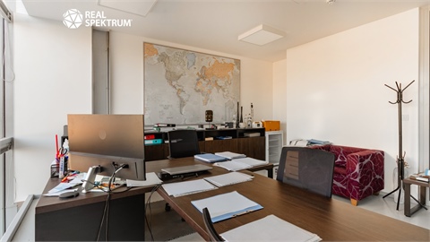 Pronájem kanceláře, 1 000 m² - 10