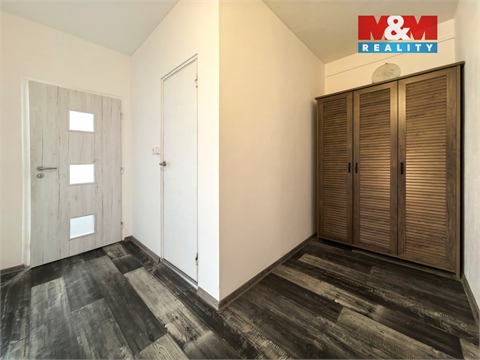 Pronájem bytu 1+1, 37 m² - 4