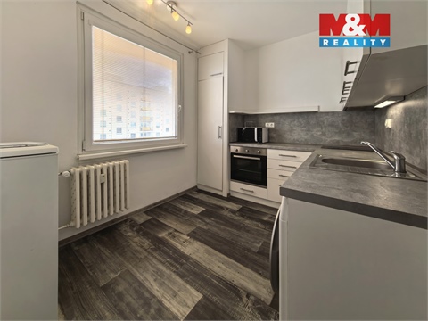 Pronájem bytu 1+1, 37 m² - 0