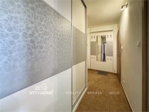 Pronájem bytu 1+1, 42 m² 4