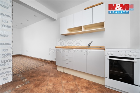 Pronájem bytu 1kk, 43 m² 2