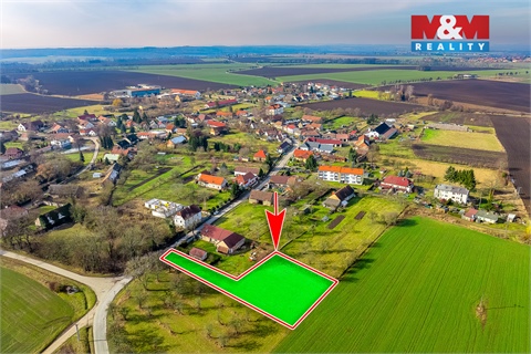 Prodej stavebního pozemku, 1 935 m² 2