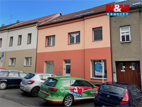 Pronájem bytu 1+1, 25 m² - 2