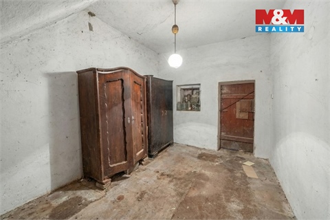 Prodej rodinného domu, 200 m² - 10