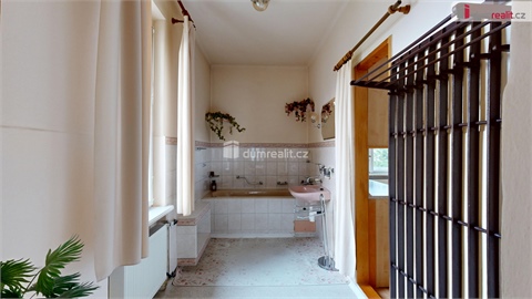 Prodej rodinného domu, 270 m² 10