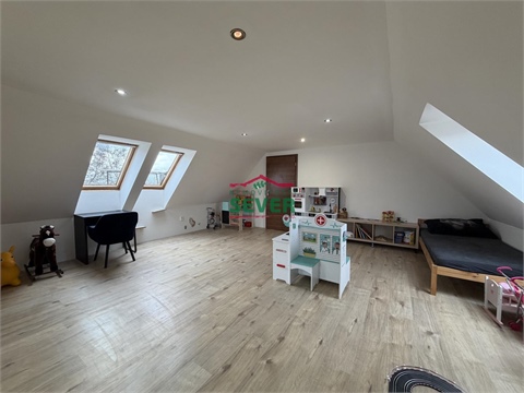 Prodej rodinného domu, 208 m² 12