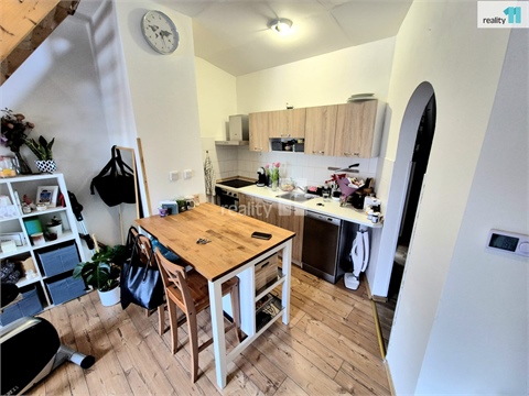 Pronájem bytu 2kk, 48 m² 0