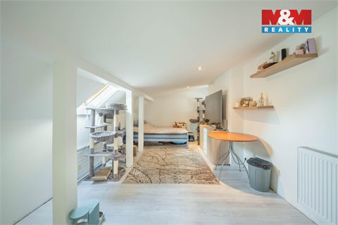 Prodej rodinného domu, 115 m² - 24