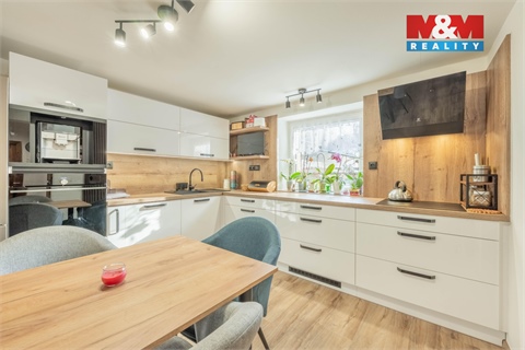 Prodej rodinného domu, 115 m² - 10