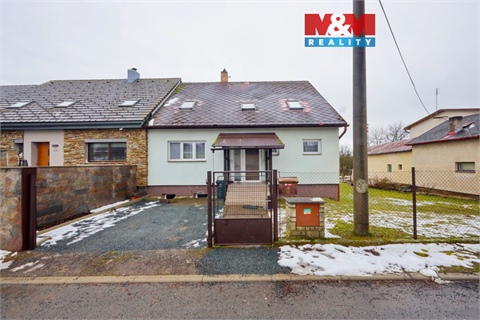 Pronájem rodinného domu, 150 m² 0