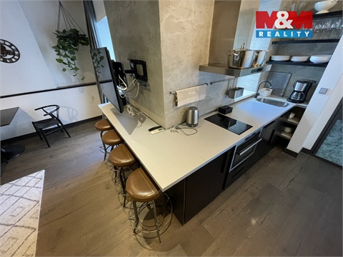 Pronájem bytu 2kk, 92 m² 12