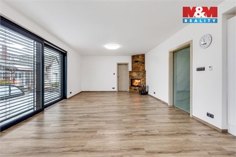 Prodej rodinného domu, 188 m² - 2