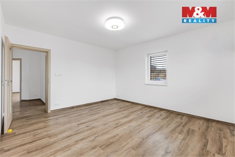 Prodej rodinného domu, 188 m² 12