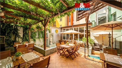 Pronájem restaurace, 163 m² 0