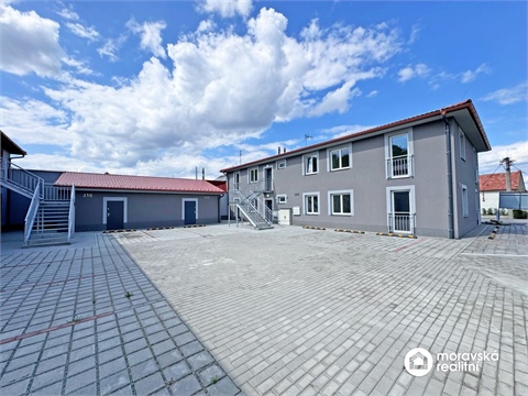 Pronájem bytu 2+1, 55 m² 0