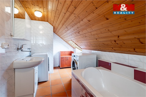 Prodej rodinného domu, 135 m² 10