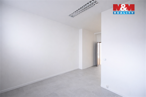 Pronájem kanceláře, 99 m² 12