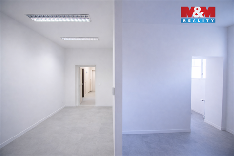 Pronájem kanceláře, 99 m² 8