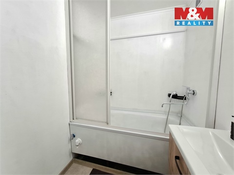 Pronájem bytu 3+1, 71 m² - 6