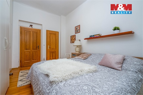 Prodej rodinného domu, 220 m² - 6