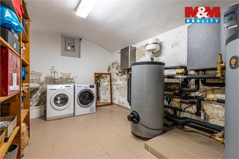 Prodej rodinného domu, 220 m² - 24