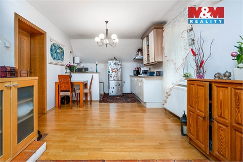 Prodej rodinného domu, 220 m² - 16