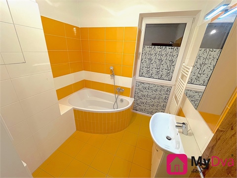 Pronájem bytu 3kk, 63 m² - 8