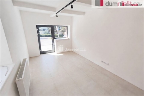 Pronájem bytu 2kk, 68 m² - 2