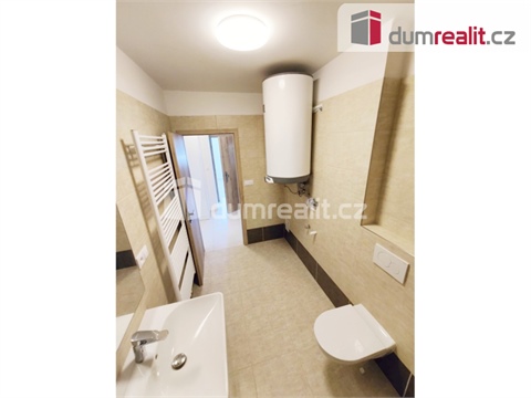 Pronájem bytu 2kk, 68 m² 10