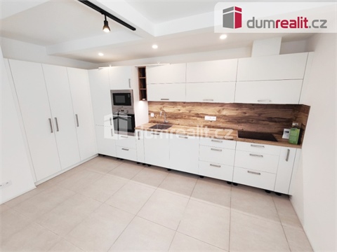 Pronájem bytu 2kk, 68 m² 0