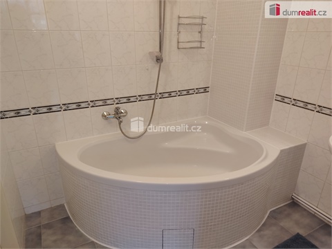 Pronájem bytu 3+1, 85 m² - 8