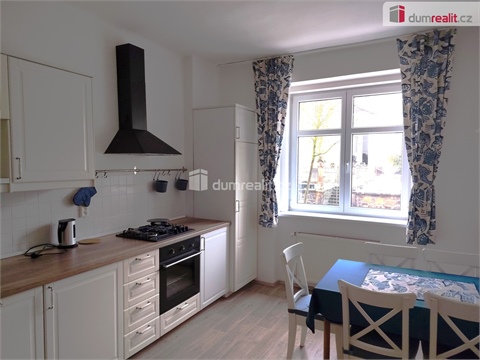 Pronájem bytu 3+1, 85 m² - 0