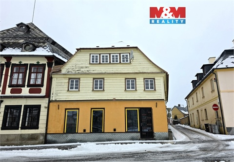 Pronájem obchodních prostor, 68 m² 0