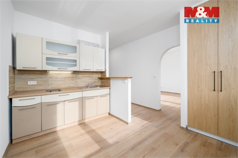 Prodej bytu 1+1, 35 m² - 0