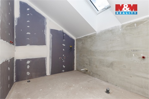 Prodej rodinného domu, 119 m² - 6