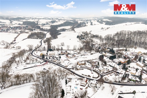 Prodej stavebního pozemku, 1 025 m² 8