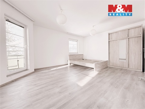 Prodej bytu 1+1, 43 m² 8