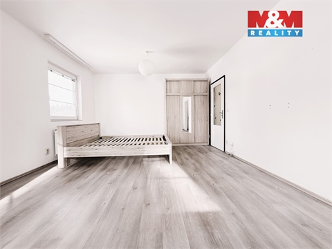 Prodej bytu 1+1, 43 m² 10